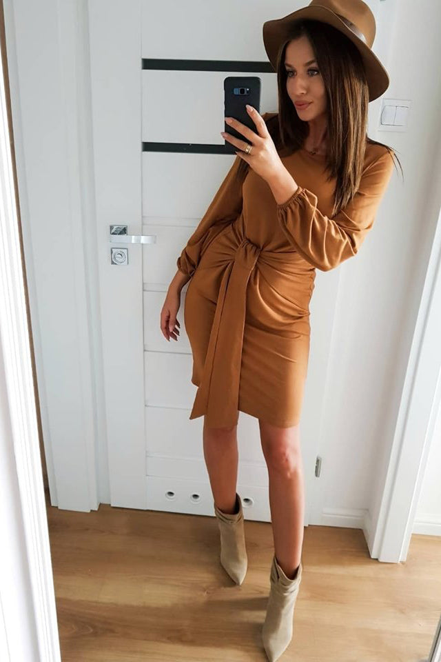 Numoco 275-1 JENNY Comfortable dress with binding at the waist - caramel